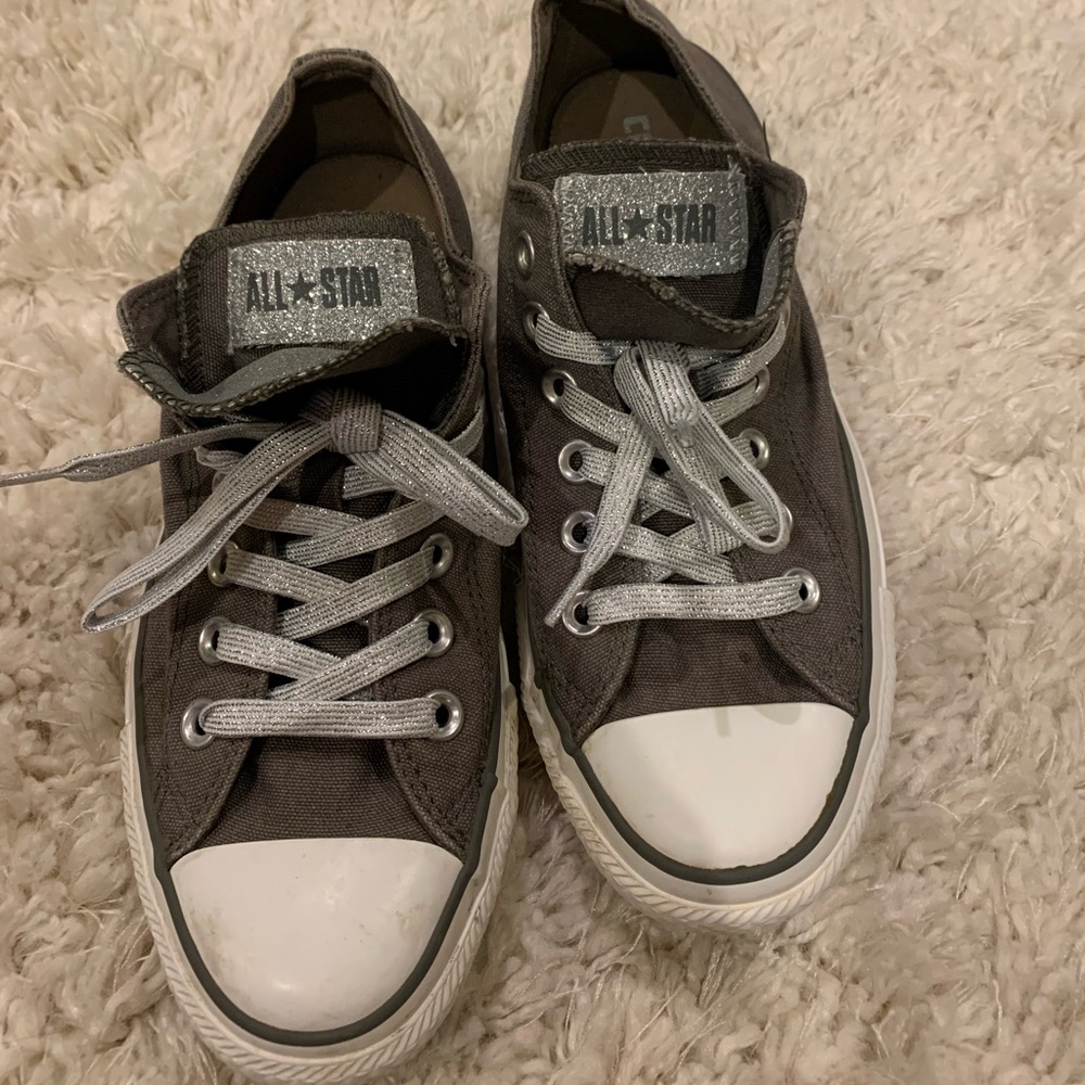 Women’s converse